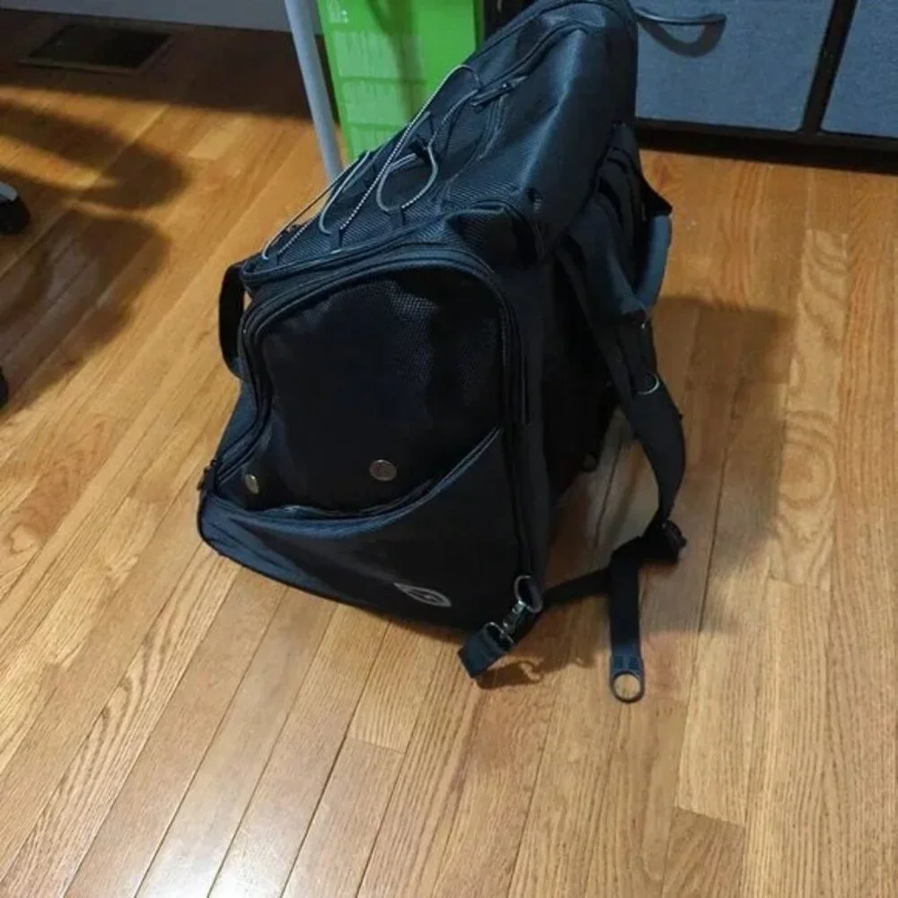 Snowboard boots bag, excellent for travel